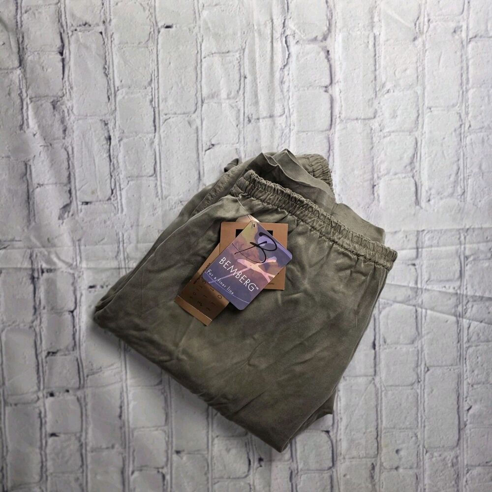 Carole Little Collection Khaki Green Size 16 Rayon  Bemberg Pants